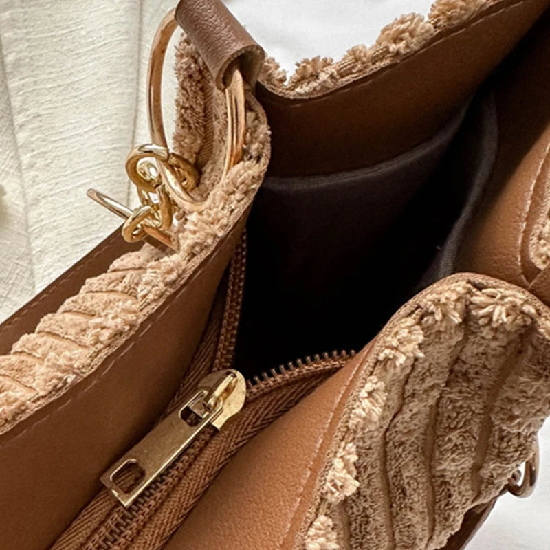 https://lesterandjones.com/products/laylatotebag?fbclid=fbclid