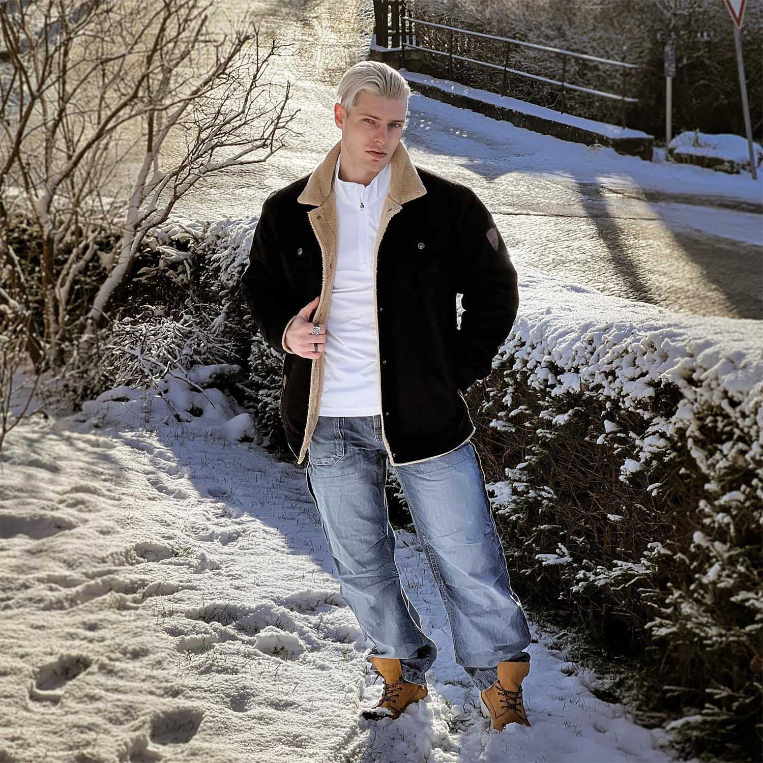 Men's Sherpa Lined Jacket with Multi Pockets - veyora