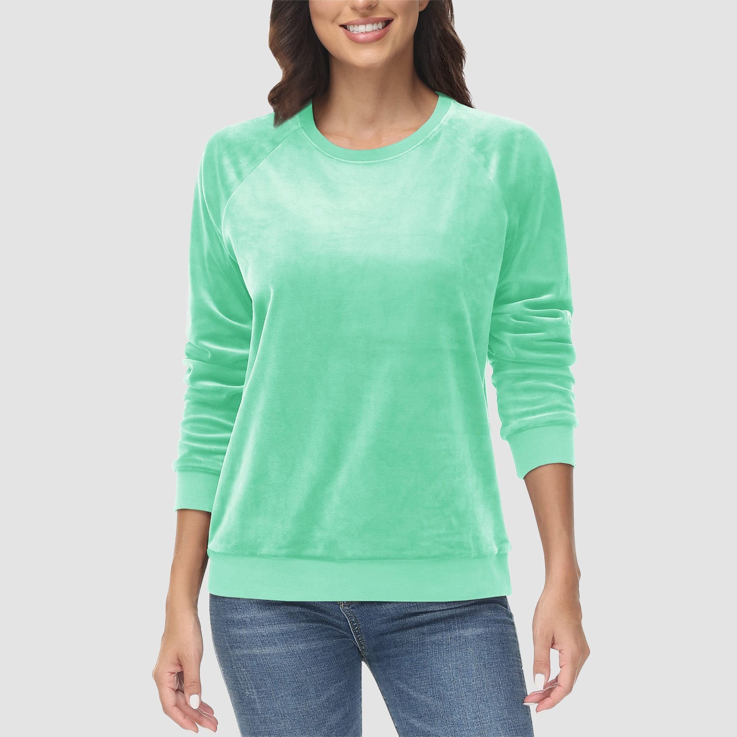 Women's Fleece Sweatshirt - Crewneck & Long Sleeve