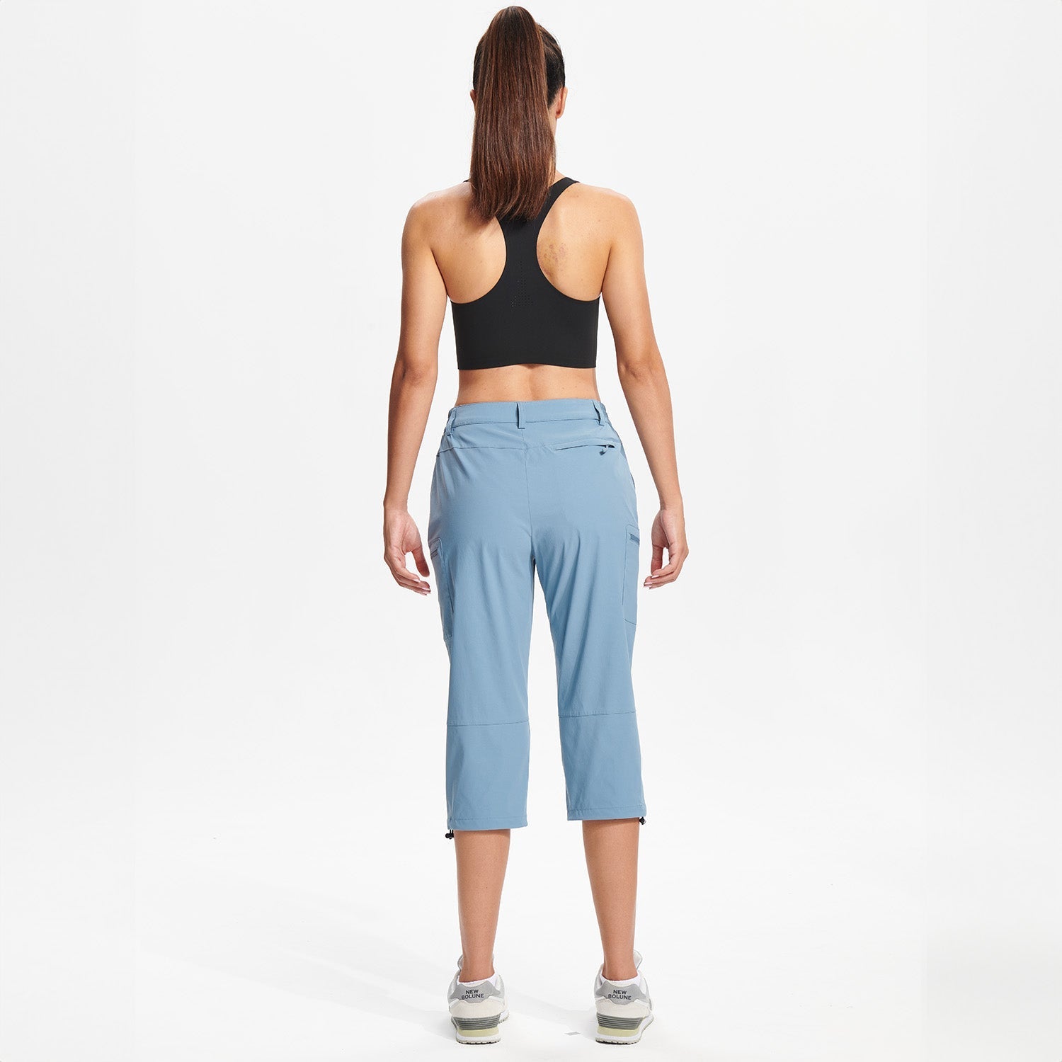 Women's Lightweight Water-Resistant Hiking Capris with 5 Pockets
