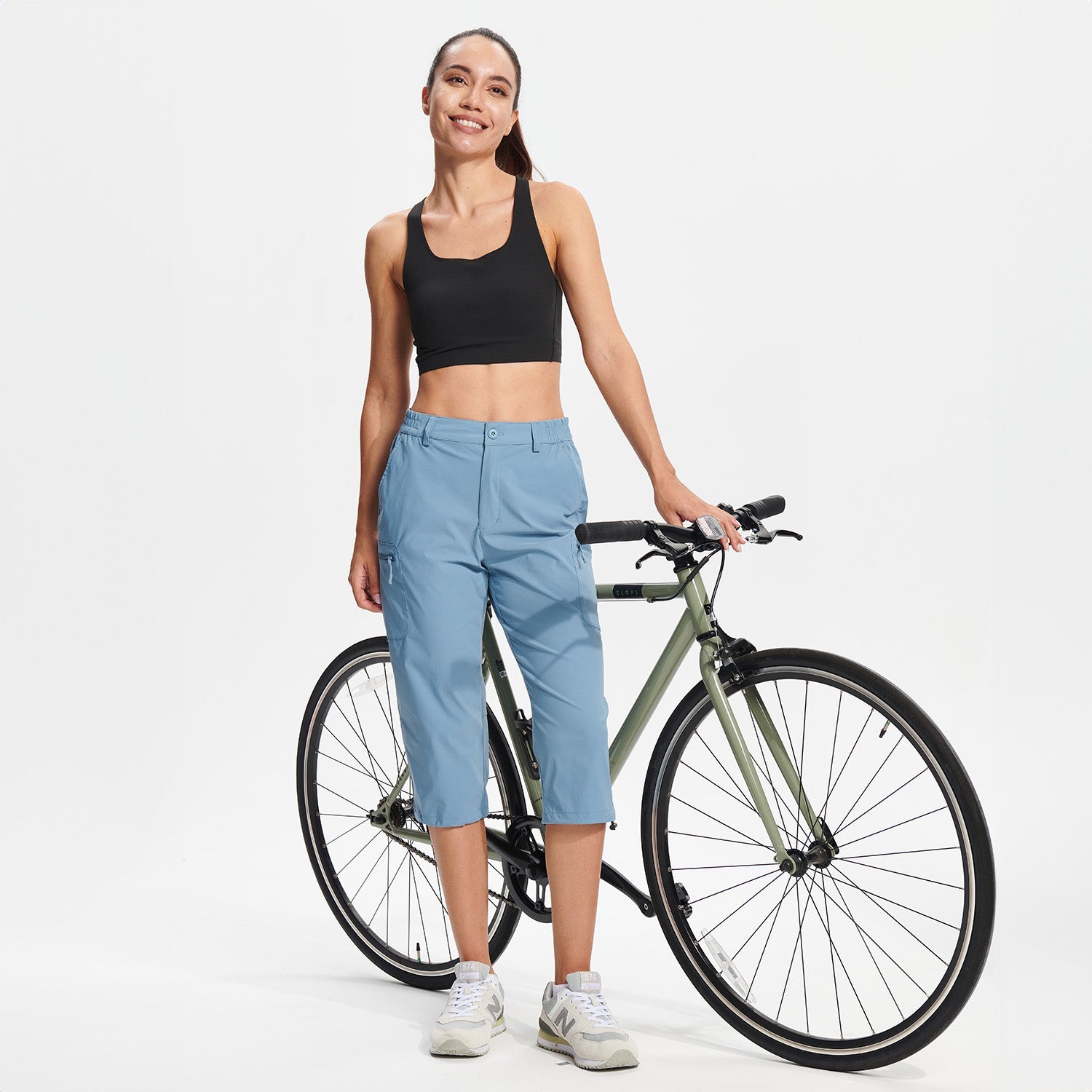 Women's Lightweight Water-Resistant Hiking Capris with 5 Pockets