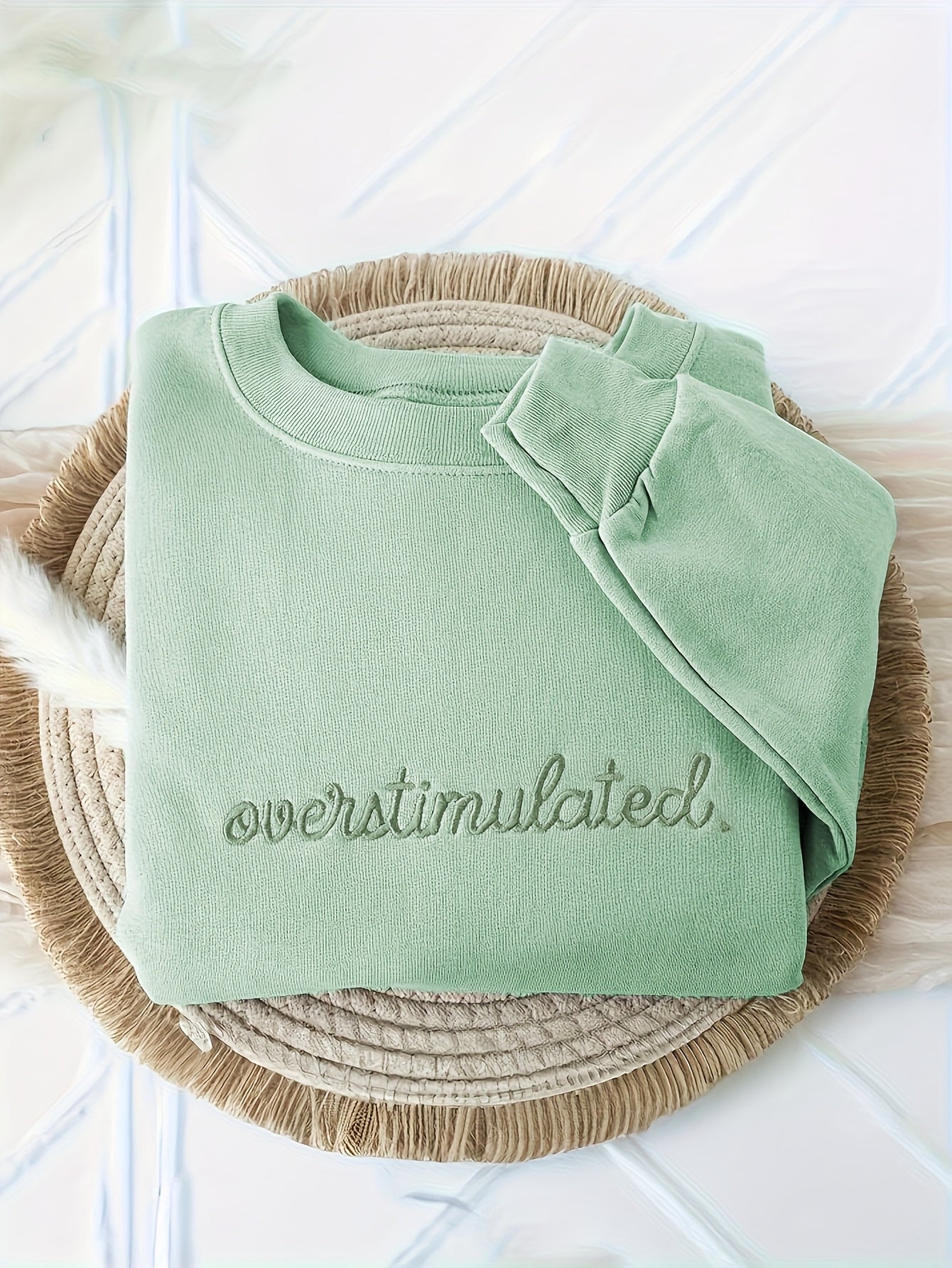 Women's Sporty Casual Letter Embroidery Crewneck Sweatshirt, Machine Washable for Autumn/Winter - veyora