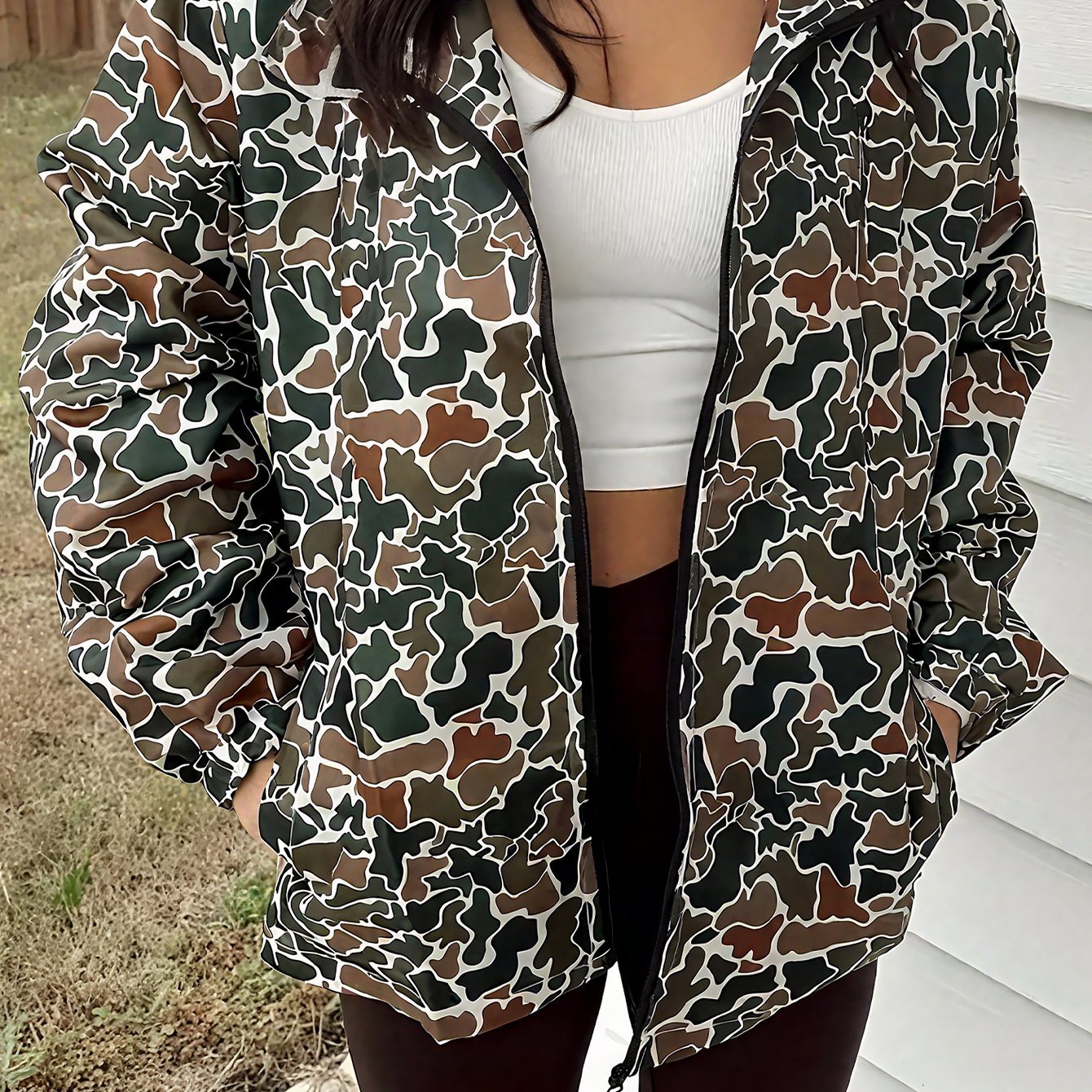 Camo Hooded Jacket Women's, Streetwear Windbreaker, Casual Fall Outerwear, Fashion Hoodie for Daily Wear - veyora