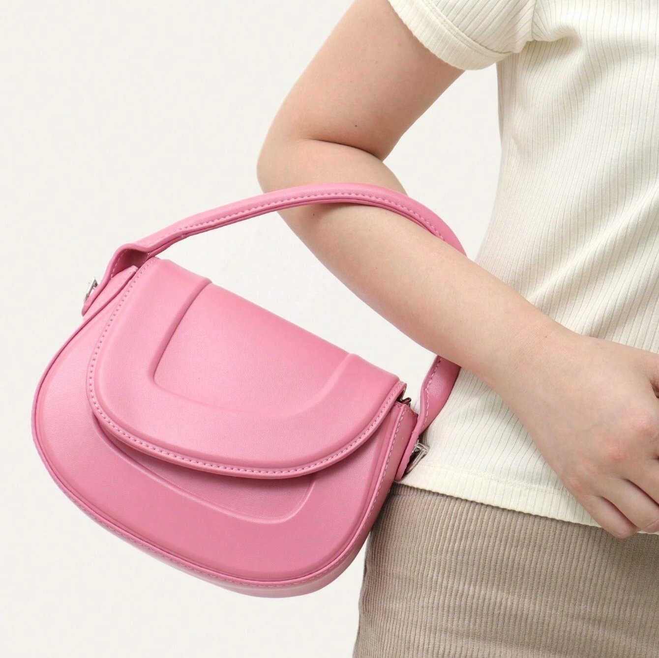Charlotte™ Luxe Statement | Minimalist Saddle Bag - veyora