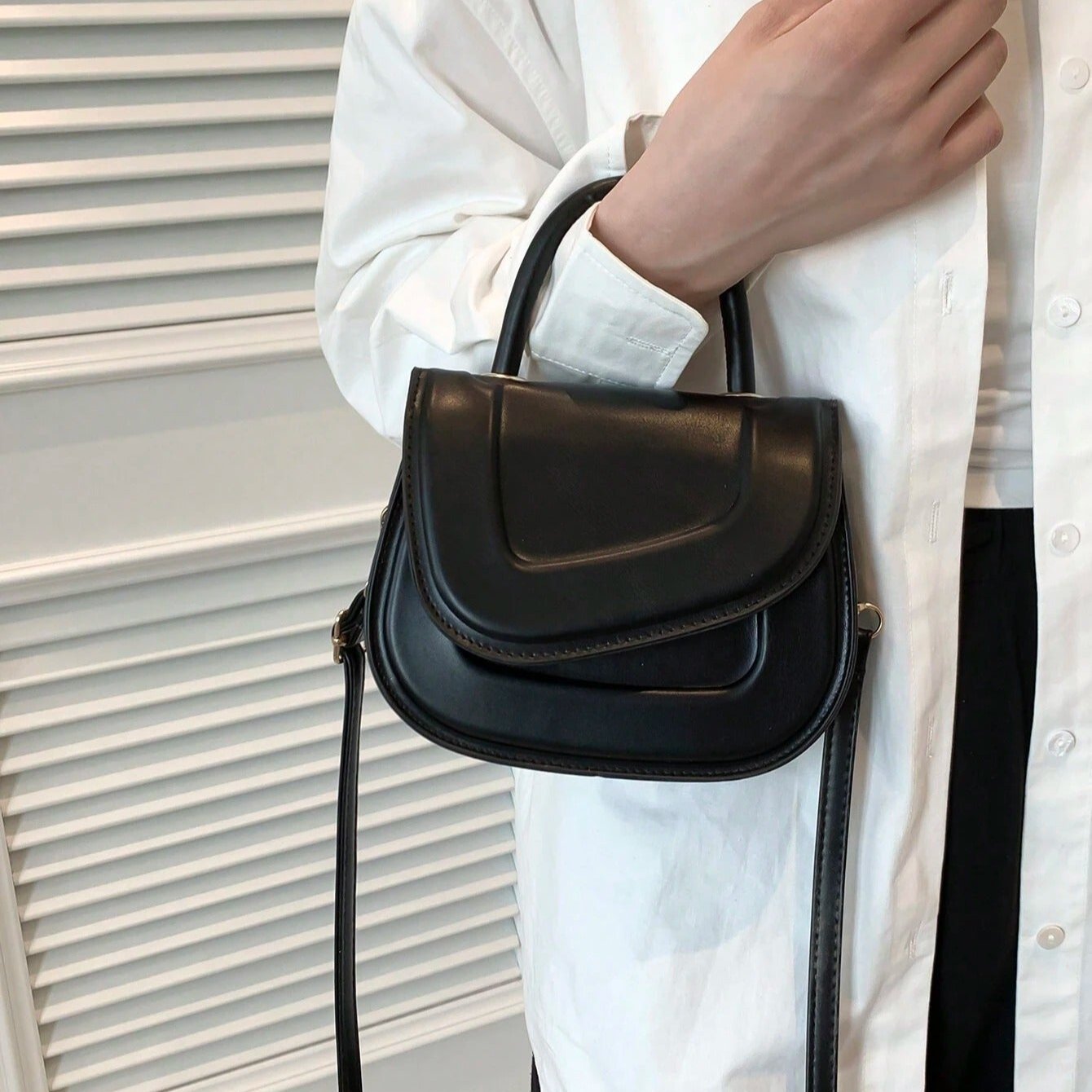 Charlotte™ Luxe Statement | Minimalist Saddle Bag - veyora