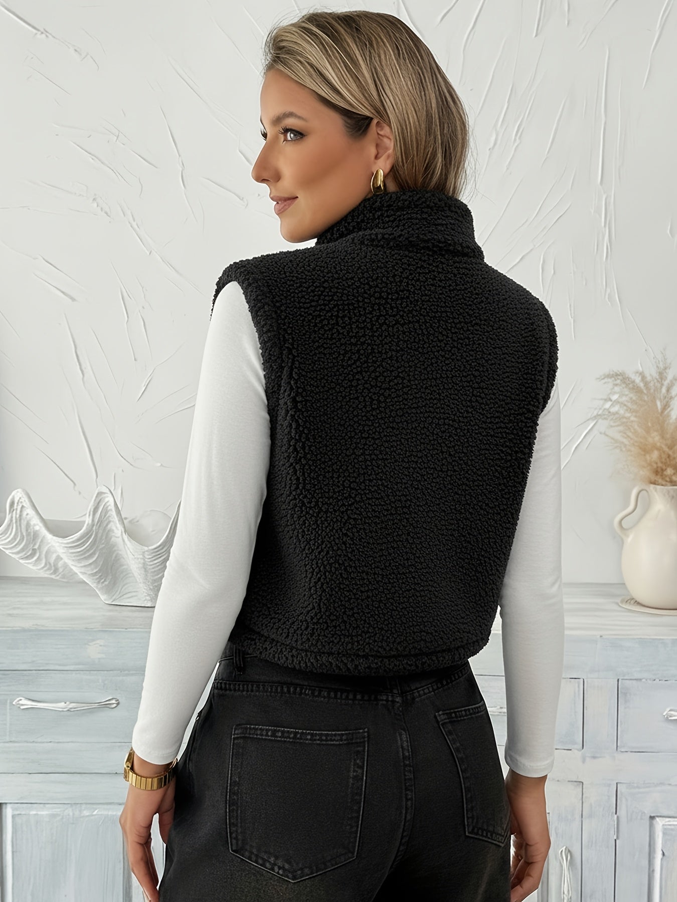 Ladies' Stylish Sleeveless Vest - veyora