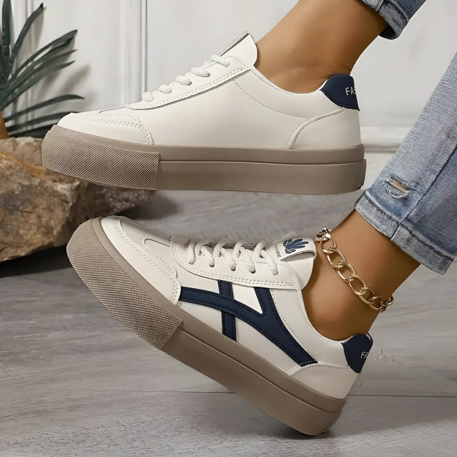 Eva | stylish sneakers - veyora
