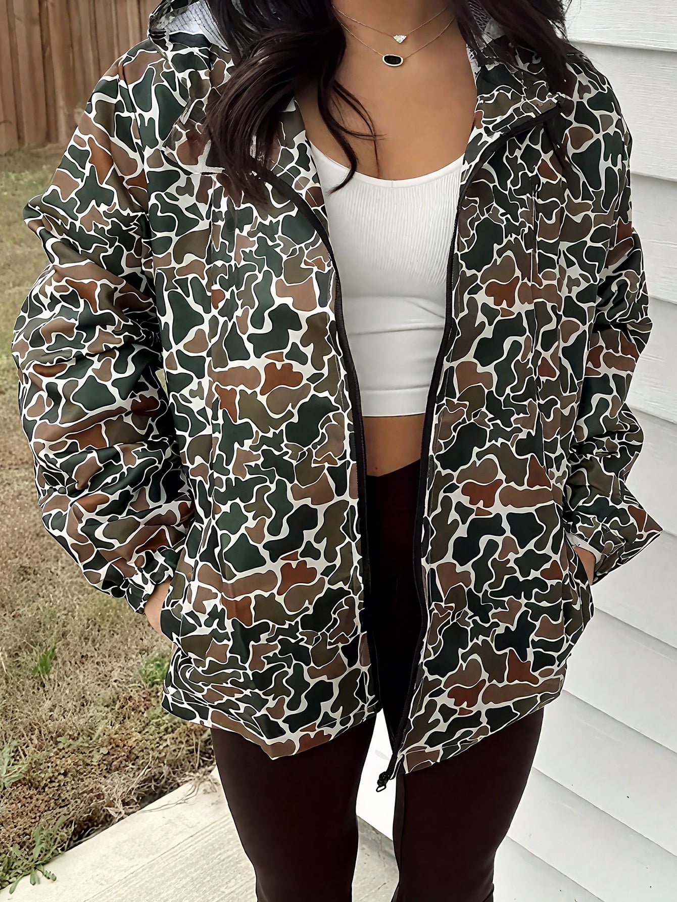 Camo Hooded Jacket Women's, Streetwear Windbreaker, Casual Fall Outerwear, Fashion Hoodie for Daily Wear - veyora