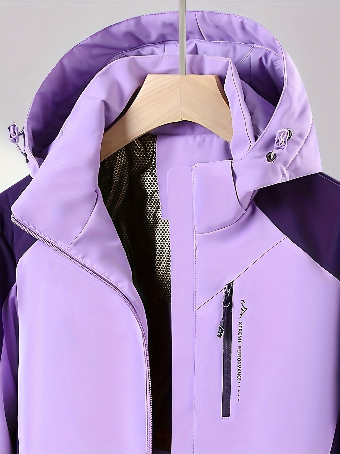 Women'S Winter Lightweight Windproof Jacket - Stylish Color Block Zip-Up Coat with Hood, Long Sleeves, and Polyester Lining for Warmth & Comfort, Ladies' Outerwear