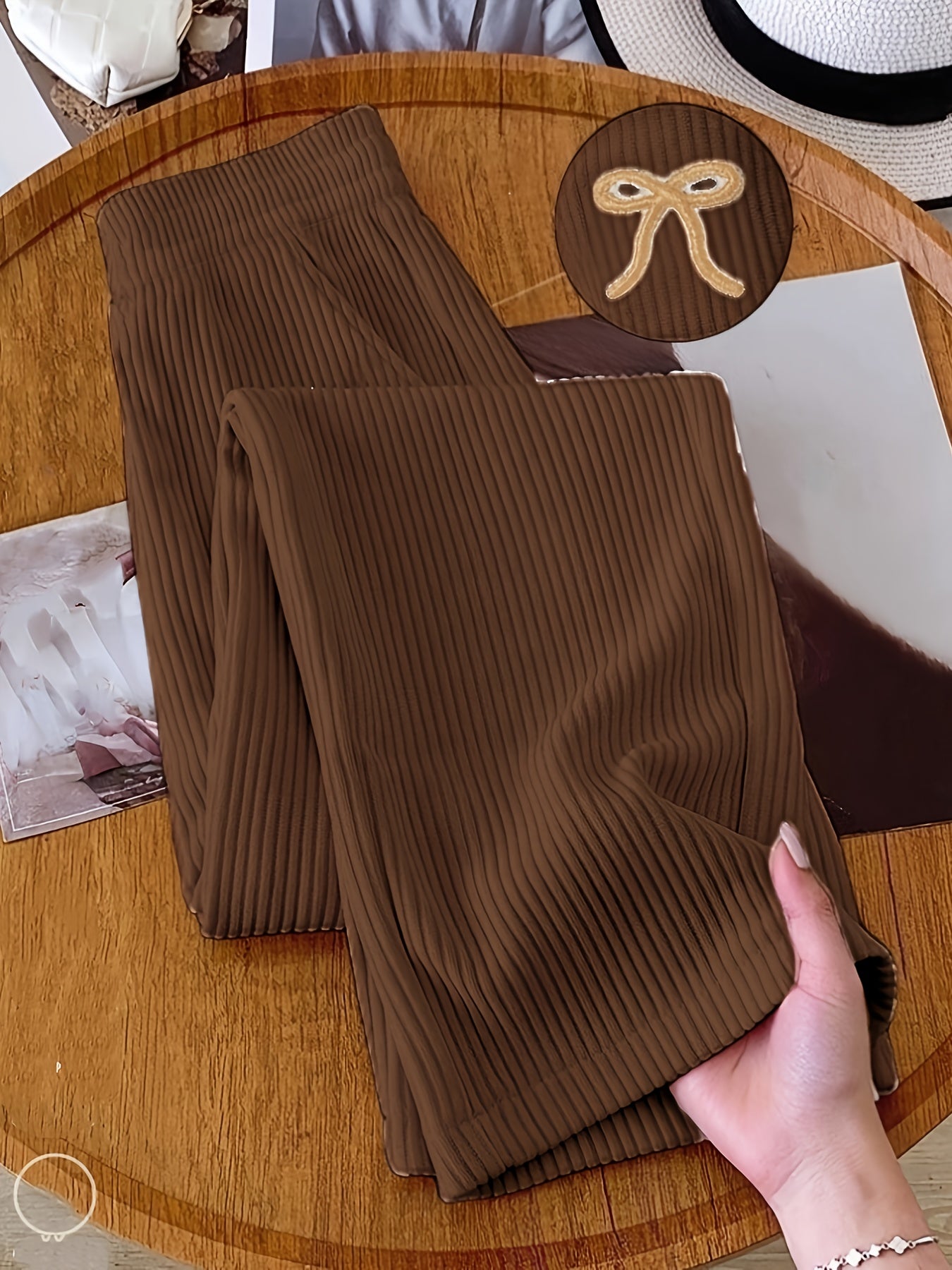 New Women'S Corduroy Joggers with Pockets And Embroidered Bows, Suitable for Casual Or Wear, Featuring a Loose And Easy Straight - Leg Design, Perfect for Commuting And Travel - veyora