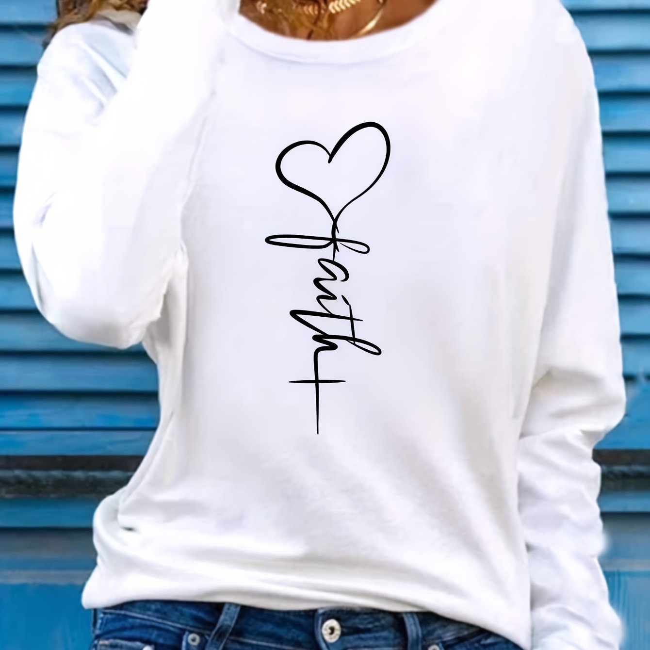 Women'S Casual Long Sleeve Crew Neck T-Shirt with Elegant Heart & "Love" Script Design - Soft Polyester Fabric, Perfect for Fall Fashion, Christian Fashion | Elegant Scripture Shirt | Applique Detail, Ladies T Shirts - veyora