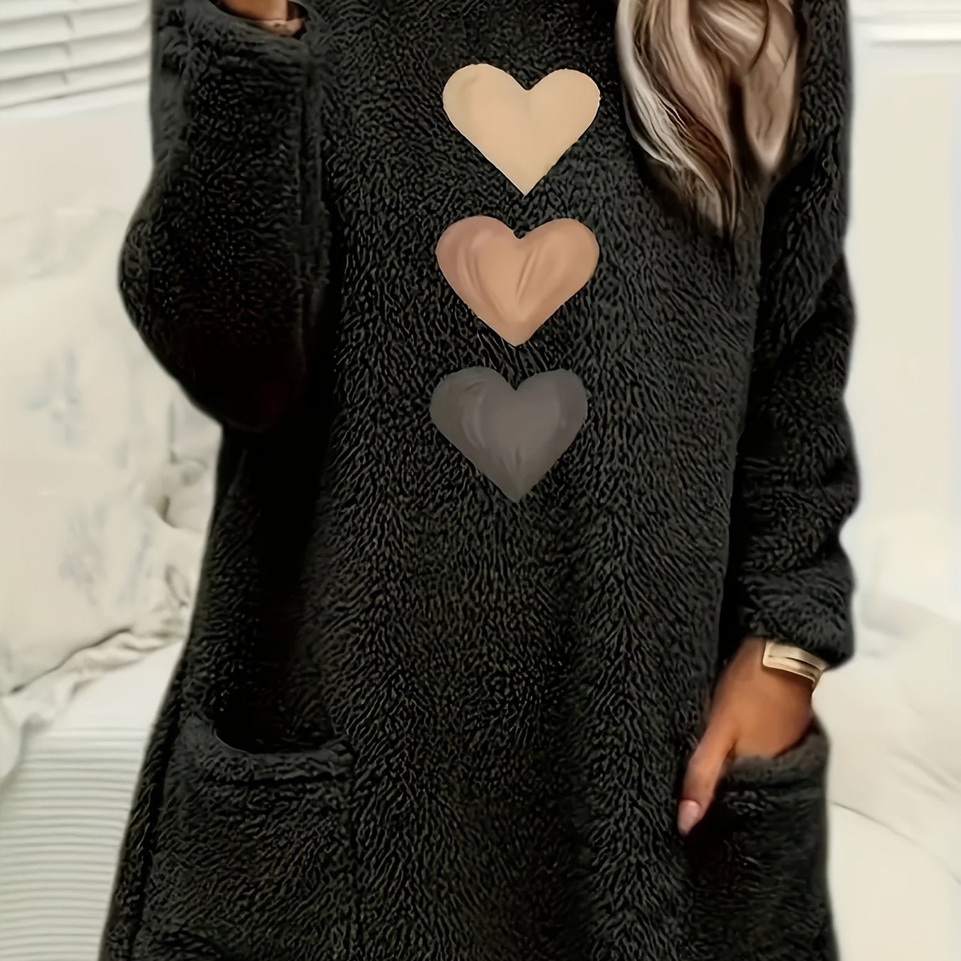 Long - Sleeved Pullover Top Made of Thick Teddy Fleece, Featuring a Heart Print, Designed for Warmth And Comfort in Autumn And Winter, with Pockets - veyora