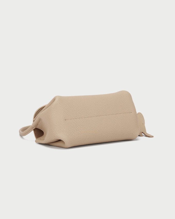 Avery™ Retro Softness | Elegant Handbag - veyora