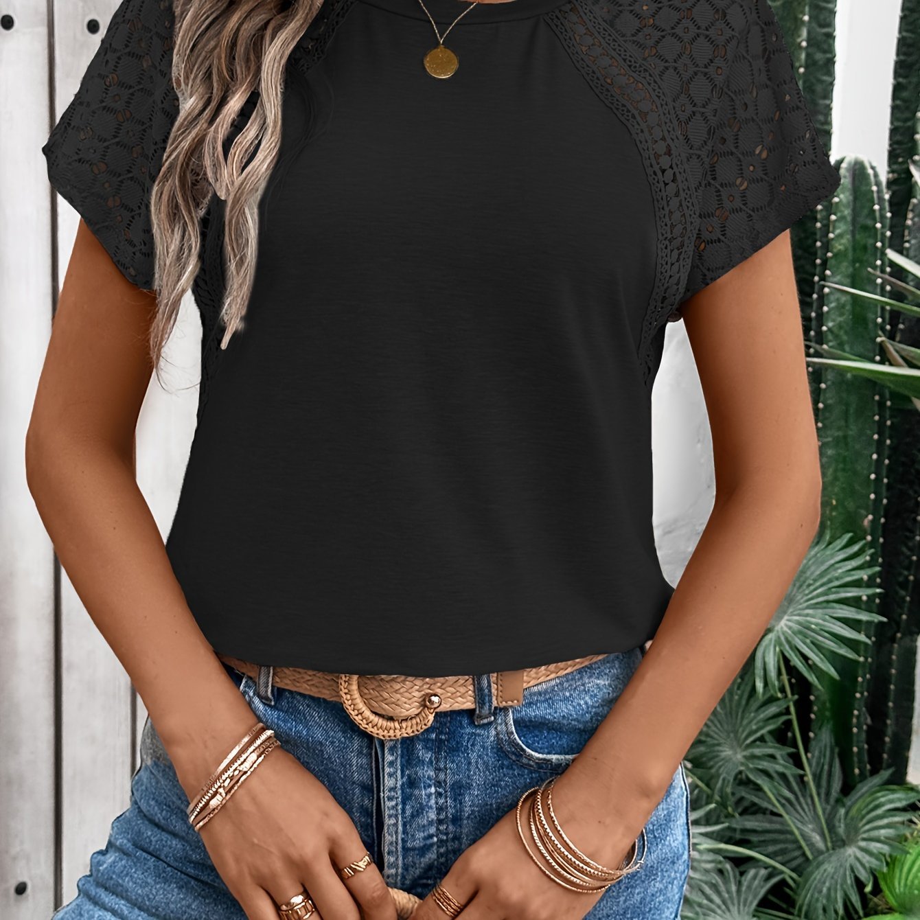 Elegant Special Women'S Short Sleeve T-Shirt with Contrast Lace Trim - Round Neck, Solid Black, Lightweight & Breathable for Spring/Summer/Fall, Versatile Casual to Formal Wear, Seasonal Fashion, Sophisticated Style, Lightweight Fabric - veyora