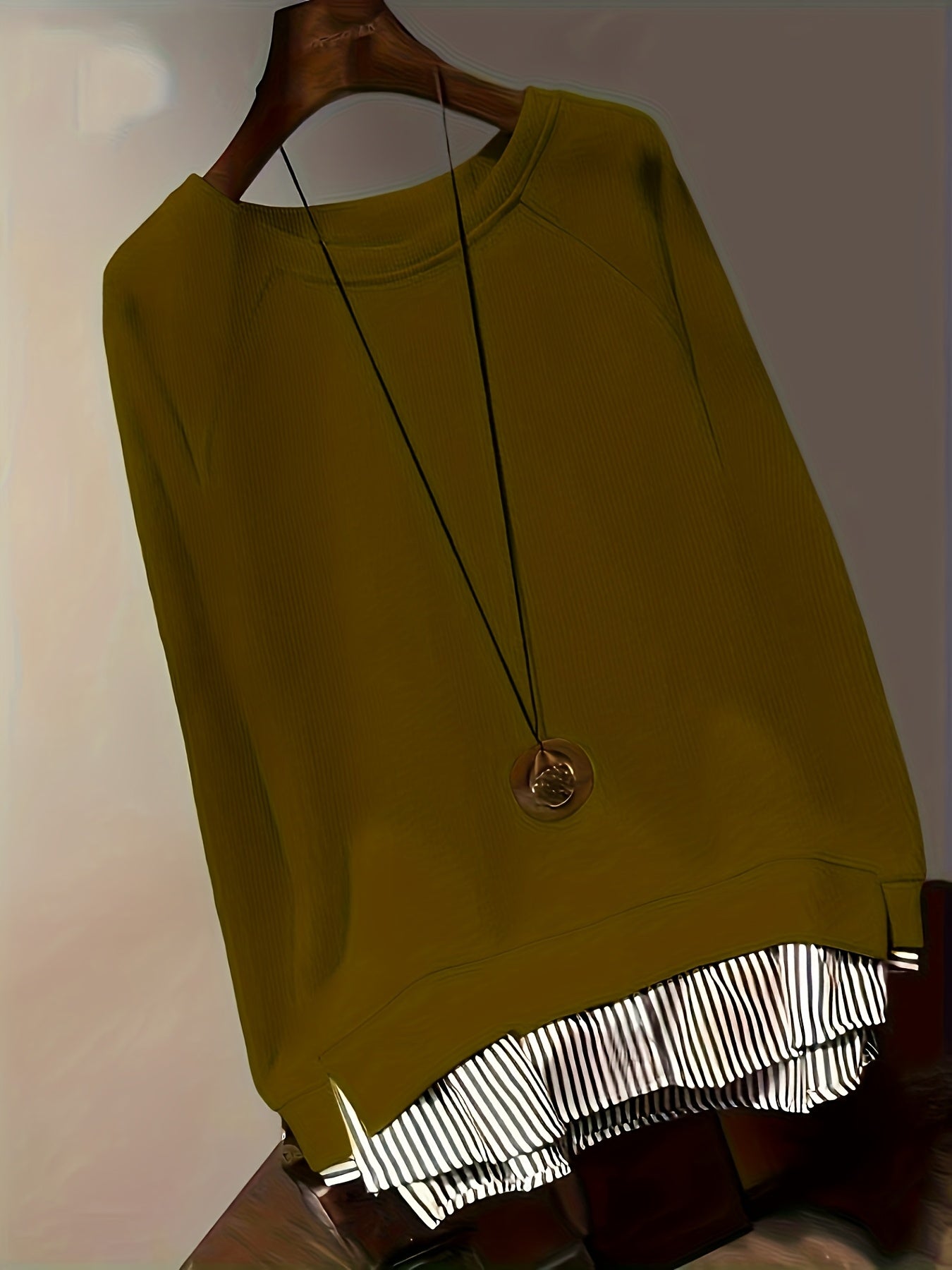 Fashionable Striped Patchwork Sweatshirt - veyora