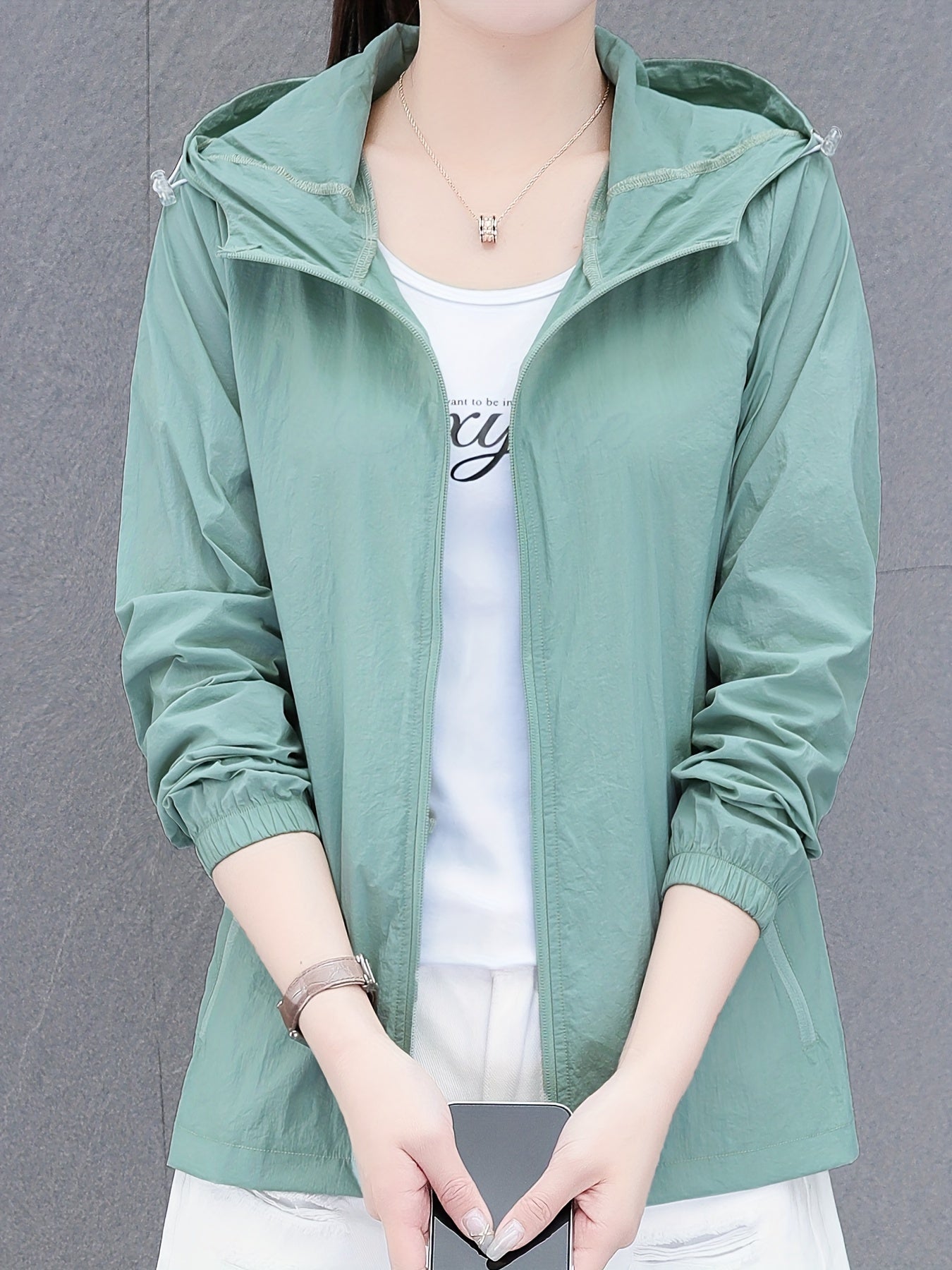 [UV Protection Jacket] Lightweight UV Protection Women's Hooded Jacket | Casual Nylon, Zip-Up Front, Adjustable Cuffs, Ideal for Outdoor Activities | Everyday Comfort, Sleek Appearance, Functional Pockets, Summer 2024 Breathable Sunsuit in Light Blue