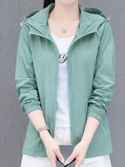 [UV Protection Jacket] Lightweight UV Protection Women's Hooded Jacket | Casual Nylon, Zip-Up Front, Adjustable Cuffs, Ideal for Outdoor Activities | Everyday Comfort, Sleek Appearance, Functional Pockets, Summer 2024 Breathable Sunsuit in Light Blue