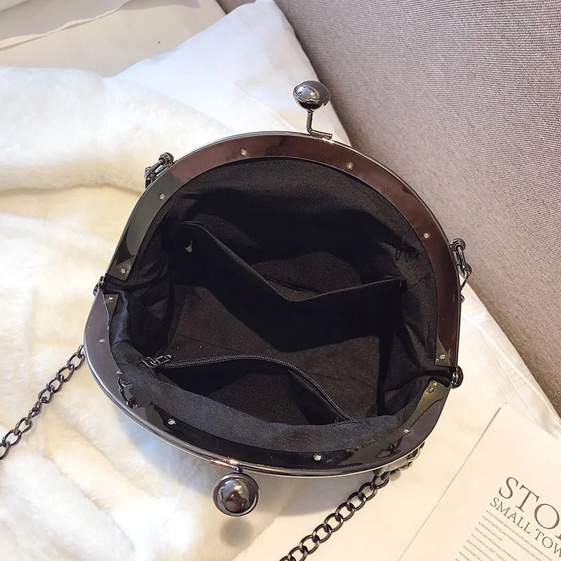 Lina™ Kiss - Lock Bag | Retro Chic Essential - veyora