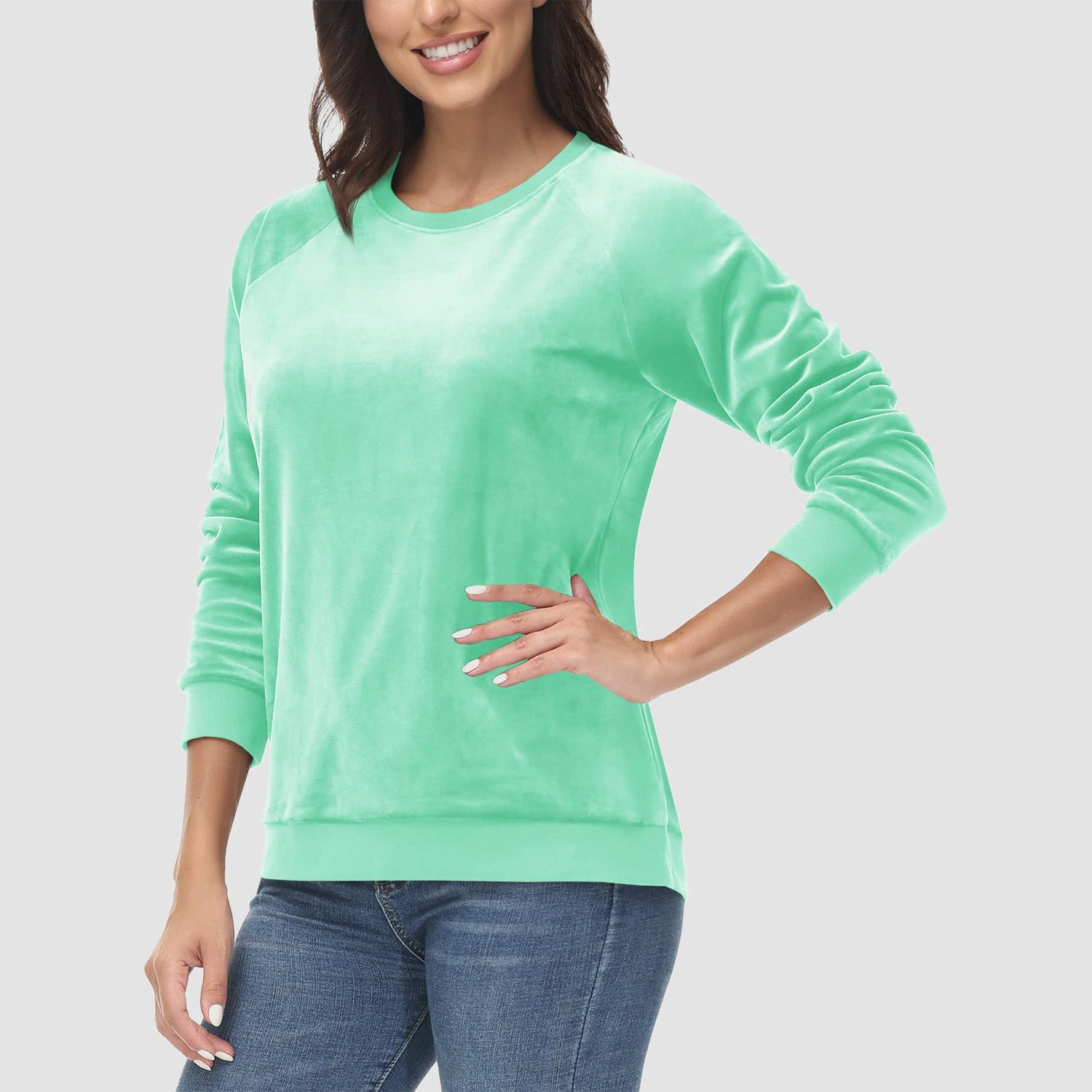Women's Fleece Sweatshirt - Crewneck & Long Sleeve