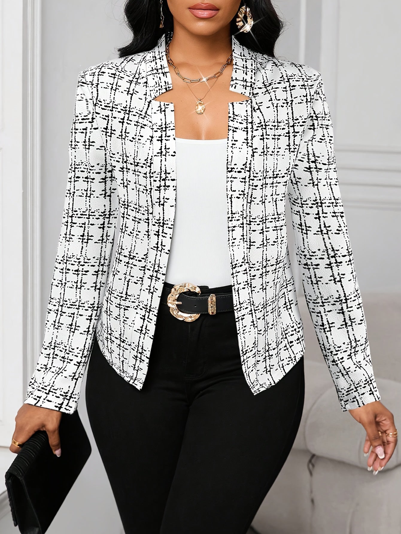 Elegant Women'S Plaid Blazer in a Beige - Brown Color Scheme, Featuring a Structured Collar Design Suitable for All Seasons. This Versatile Piece Is Perfect for Both Office And Party Settings - veyora