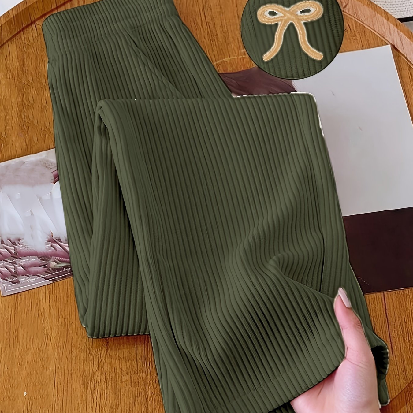 New Women'S Corduroy Joggers with Pockets And Embroidered Bows, Suitable for Casual Or Wear, Featuring a Loose And Easy Straight - Leg Design, Perfect for Commuting And Travel - veyora