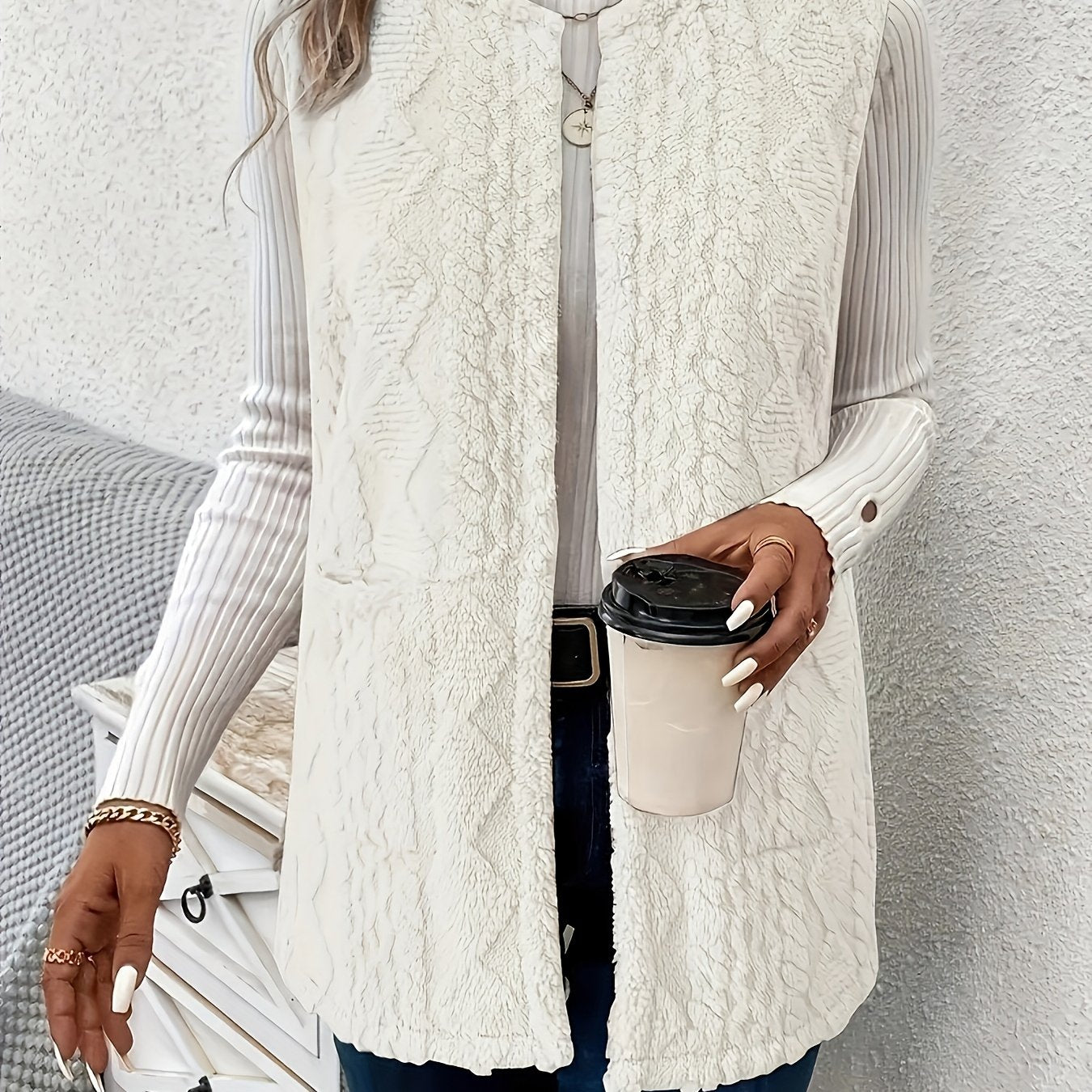 Targeted Women's Vest - veyora