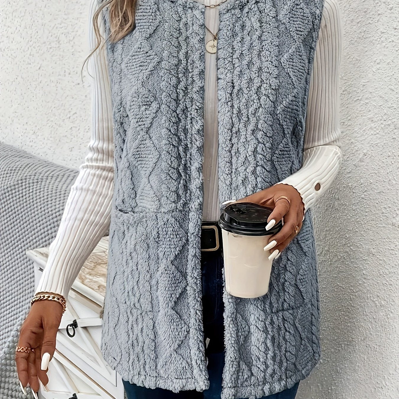 Targeted Women's Vest - veyora