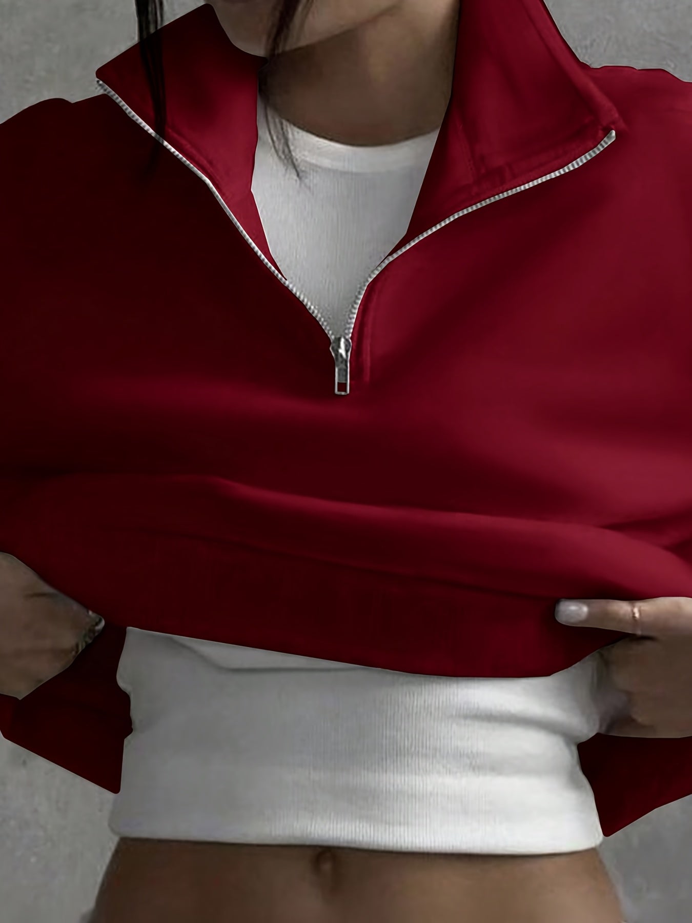 A Half - Zip Collar Sweatshirt in Solid Color, Loose And Casual, Perfect for Sportswear. It Features a Relaxed Street Style, Ideal for Dates, Parties, And Valentine'S Day. A Must - Have for Work Commutes - veyora