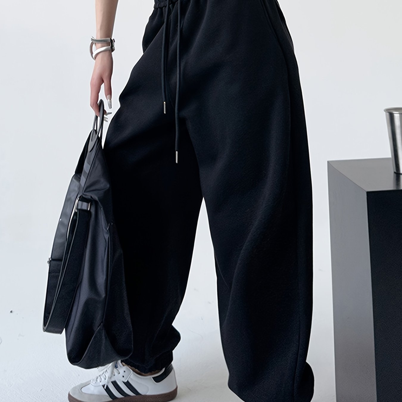 Solid Color Loose - Fitting Jogger Pants with a Faux Pocket Flap Design - veyora