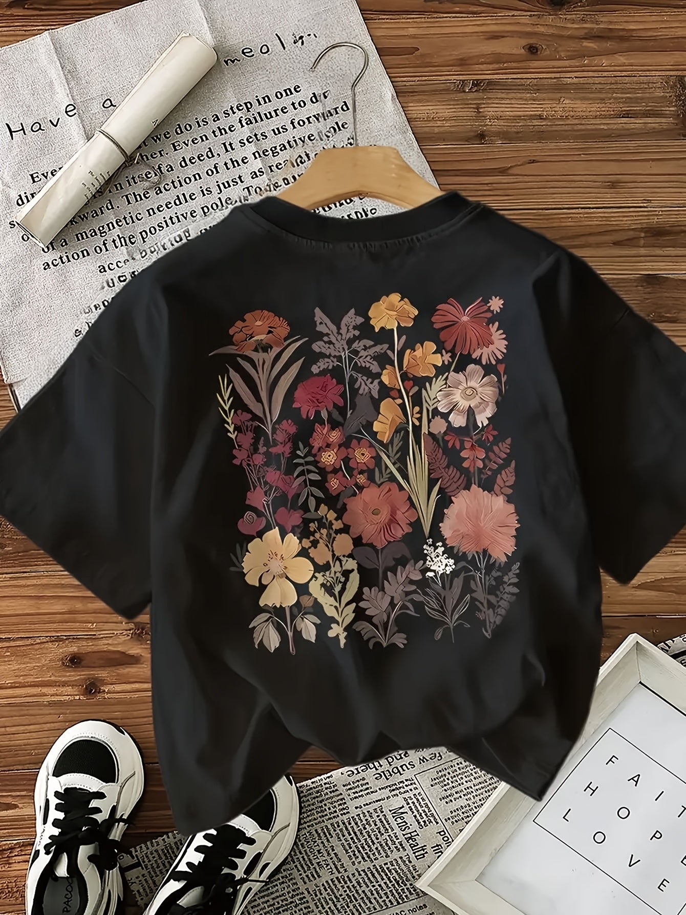 Women's Casual Short Sleeve Round Neck T-Shirt - Vibrant Geometric Floral Print, Semi - Sheer Comfortable Fabric, Machine Washable, Regular Fit H - Silhouette for All - Season Wear, Breathable Summer Top, Natureinspired Design, Lightweight Fabric - veyora