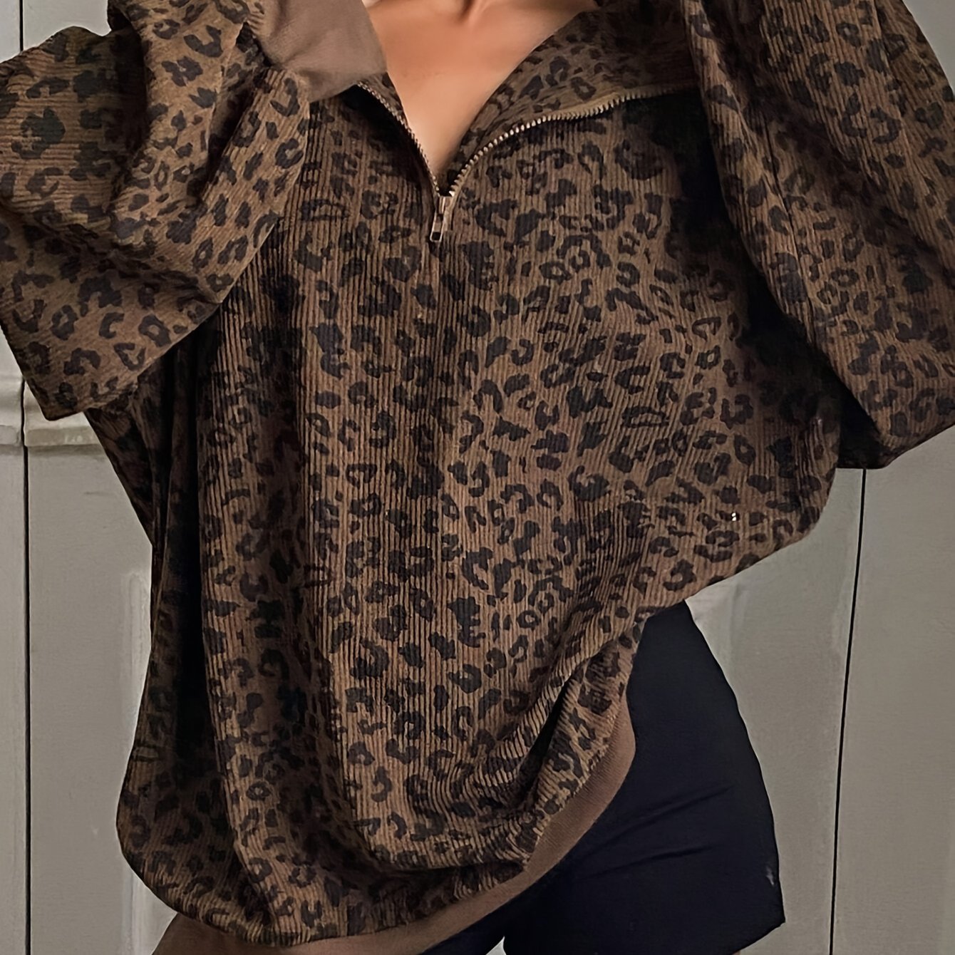 Spring/Summer/Autumn Women's Casual Zip - Up Long Sleeve Leopard Print Sweatshirt with Turn - Collar - veyora